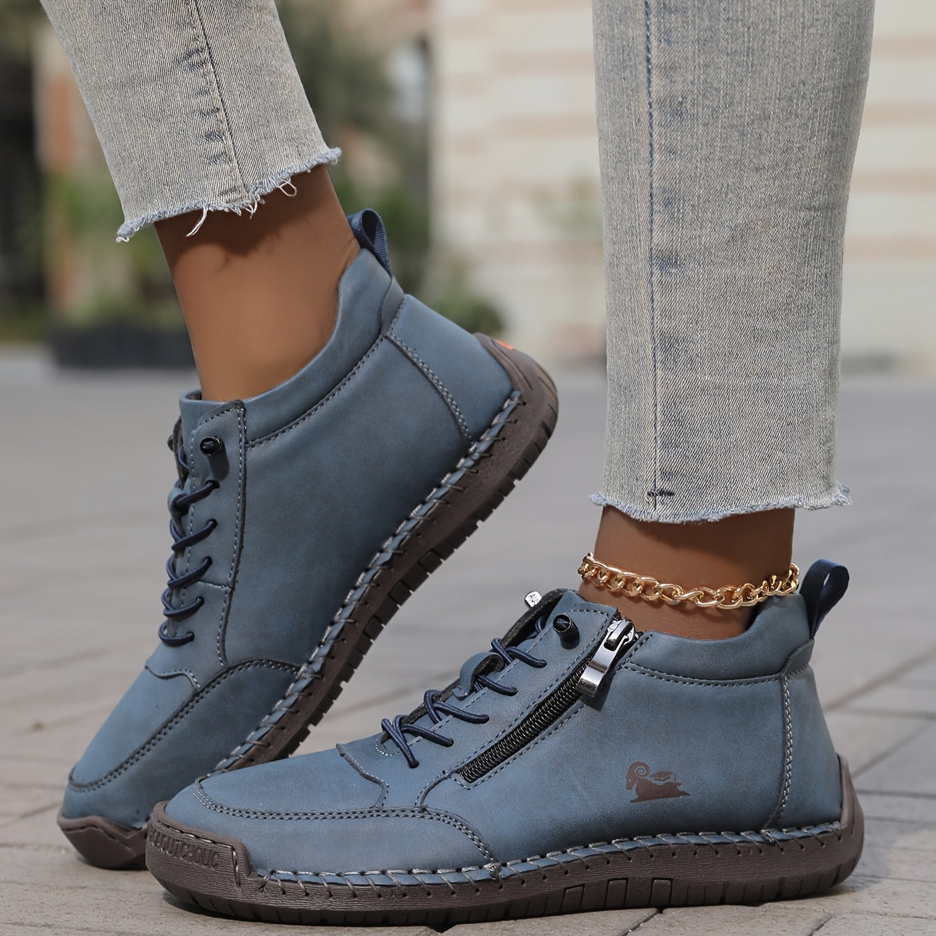 Helena | Orthopedic Zip-Up Footwear
